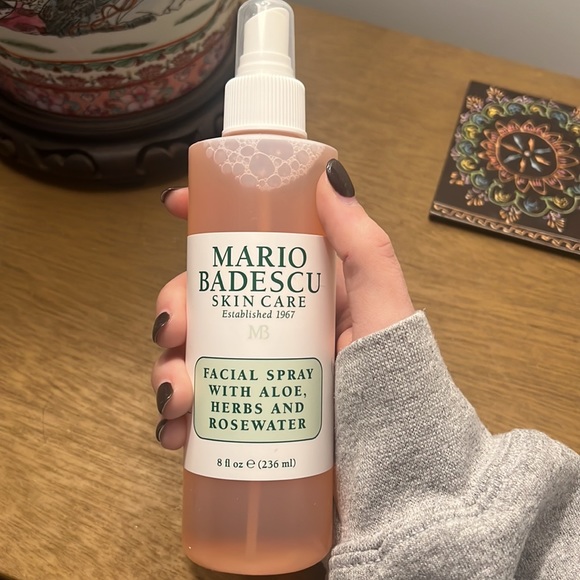 Mario Badescu Skin Care Facial Spray w/ Aloe, Herbs & Rosewater 8 oz Bottle New - Picture 1 of 6